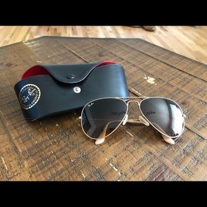 Ray Ban Aviators Gold with Case